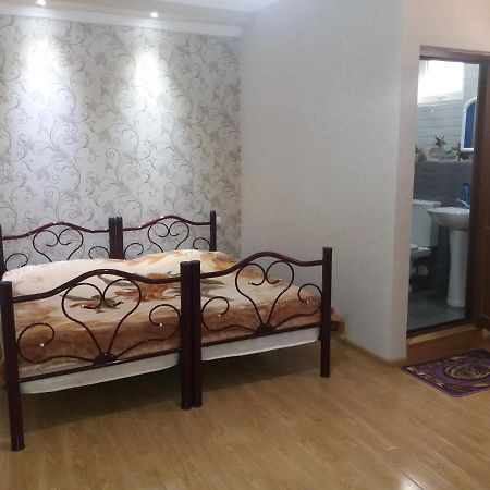 Guest House Darejani Kutaisi Exterior photo