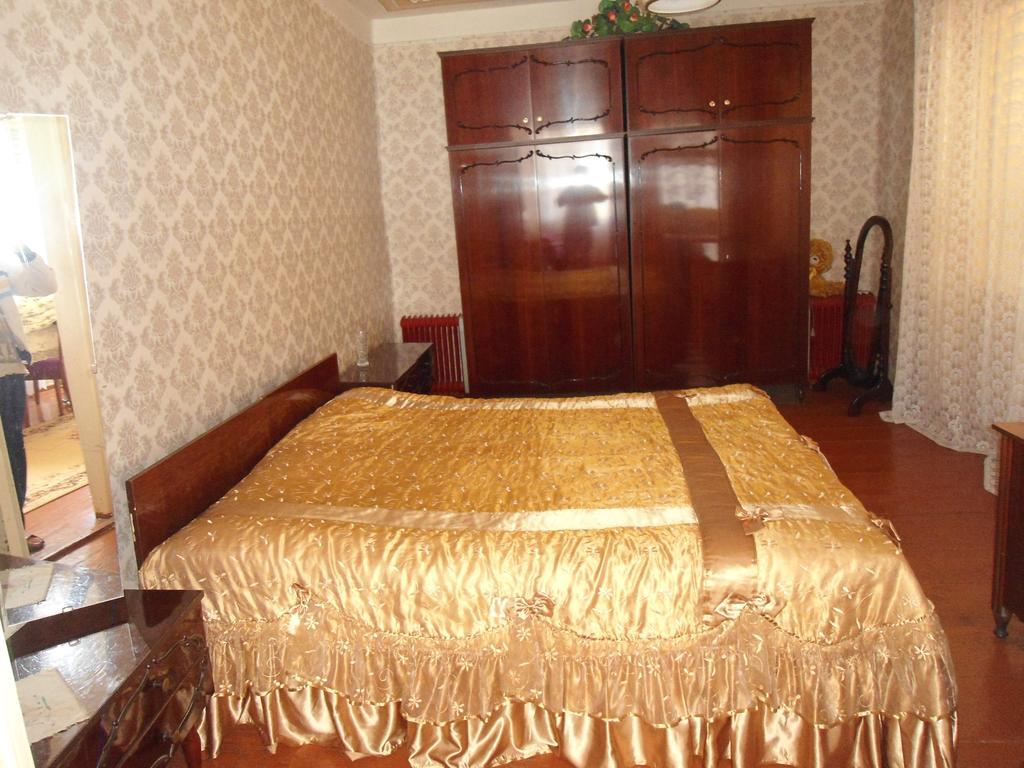 Guest House Darejani Kutaisi Exterior photo